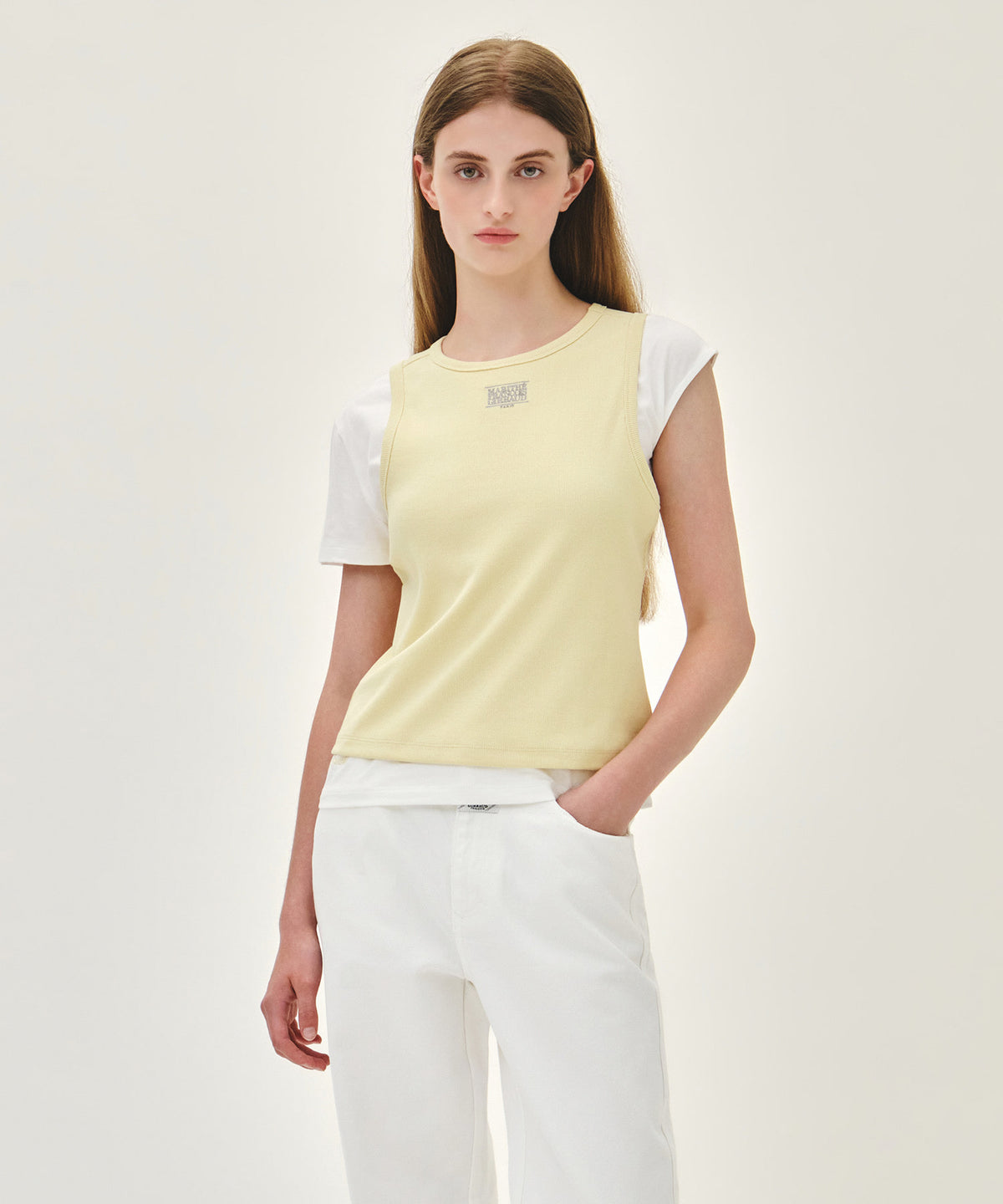MARITHE W SMALL CLASSIC LOGO ONE SHOULDER LAYERED TEE ivory