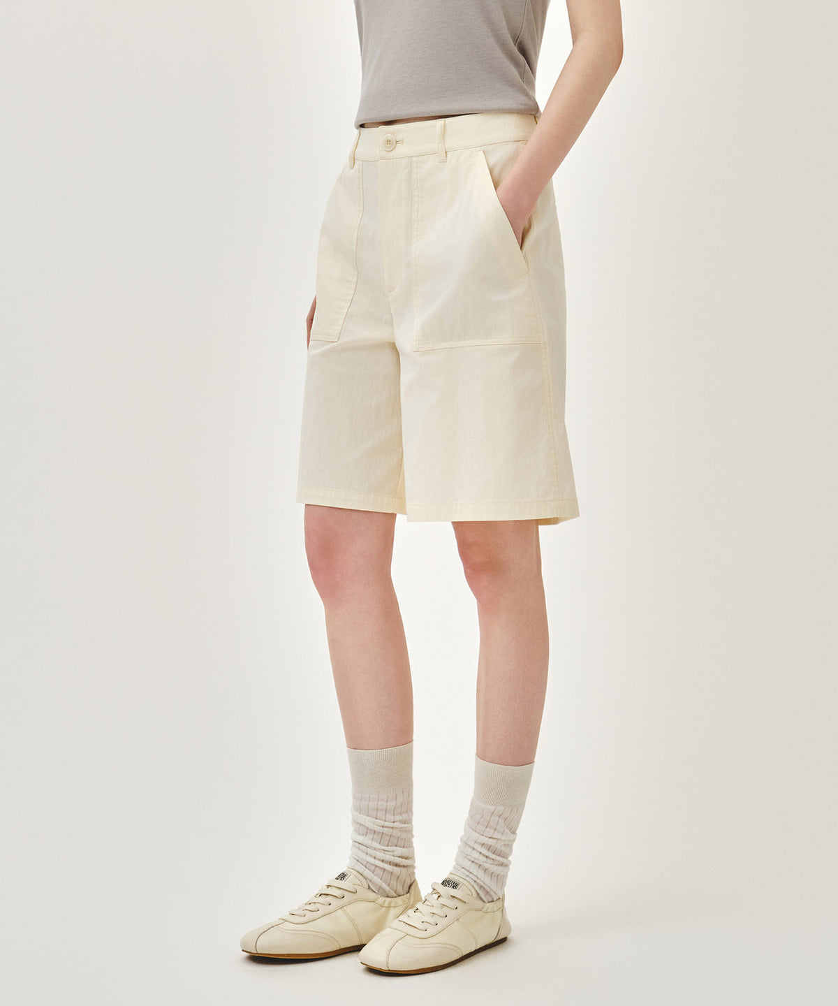 MARITHE W BERMUDA HALF PANTS ivory