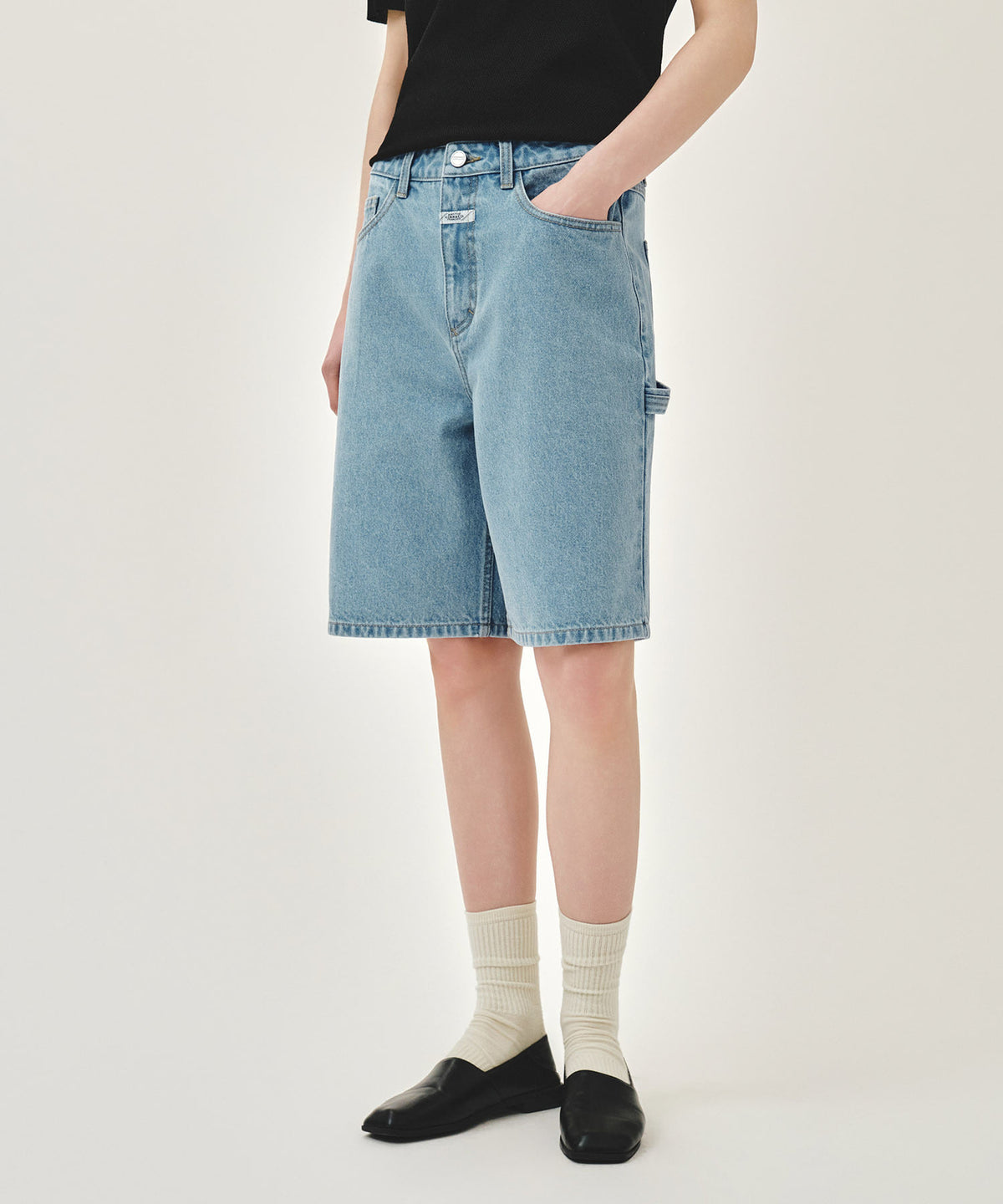 MARITHE W CARPENTER DENIM SHORTS light blue