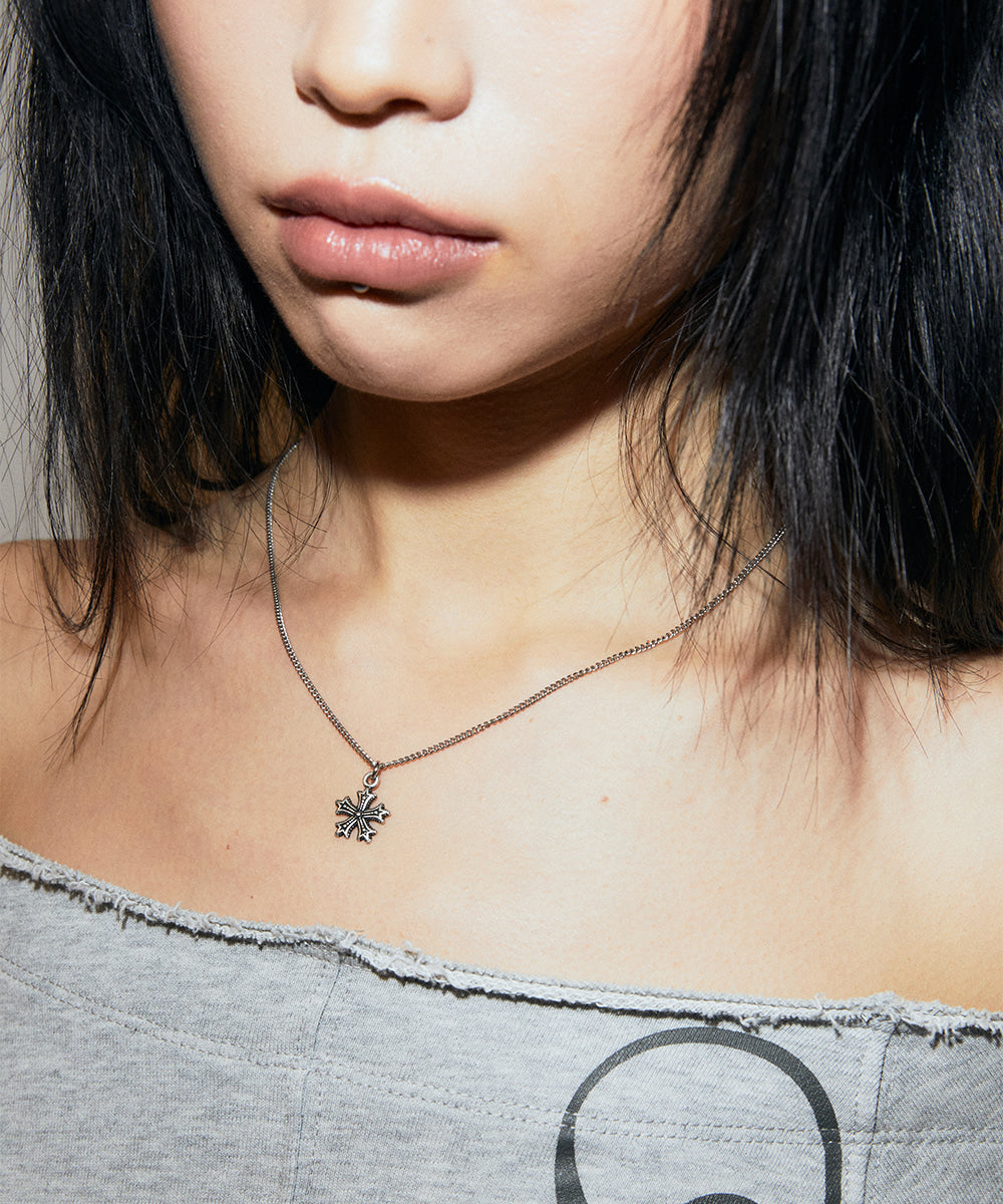 MAHAGRID CROSS STAR NECKLACE [SILVER]