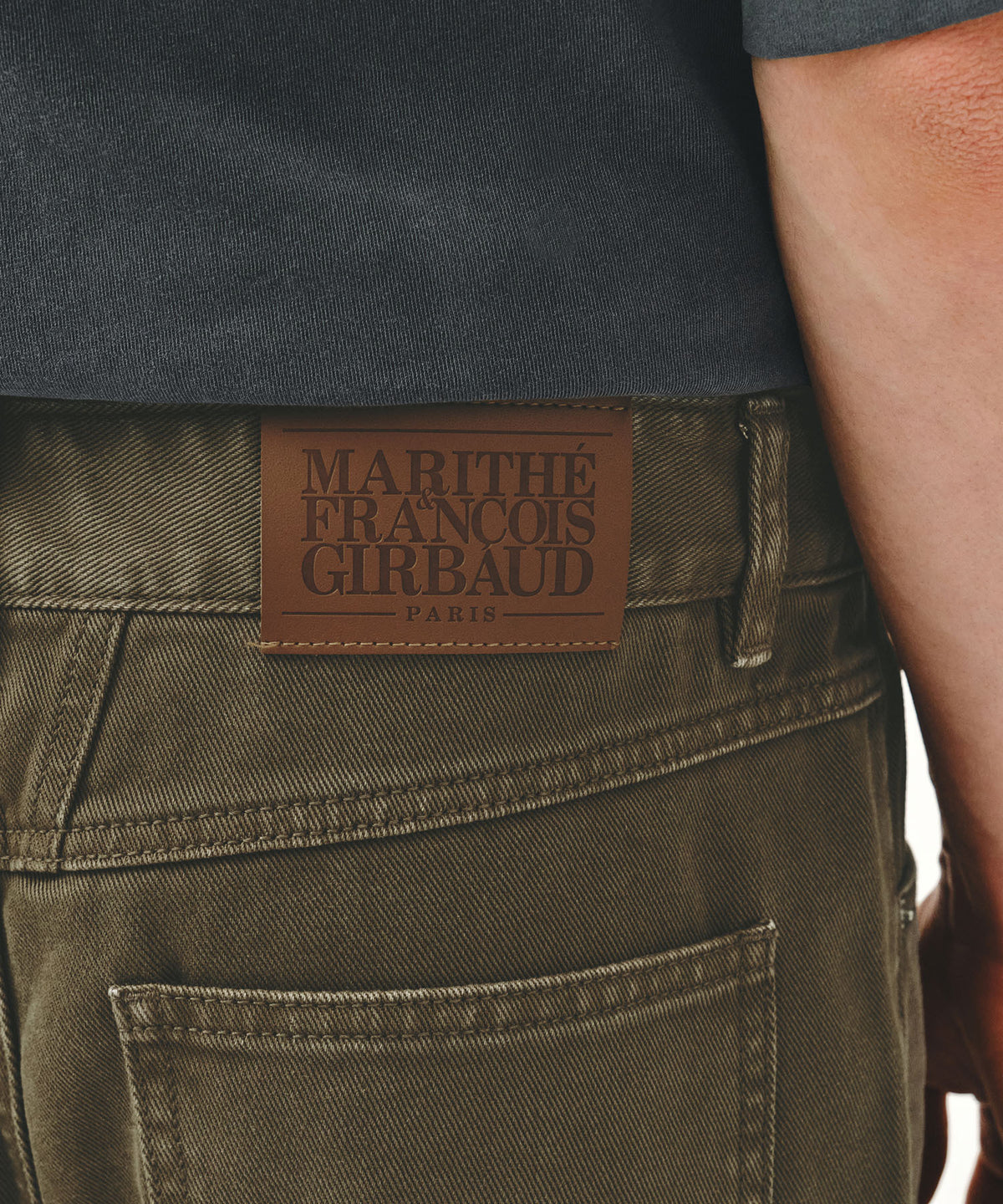 MARITHE M BERMUDA DENIM PANTS brown