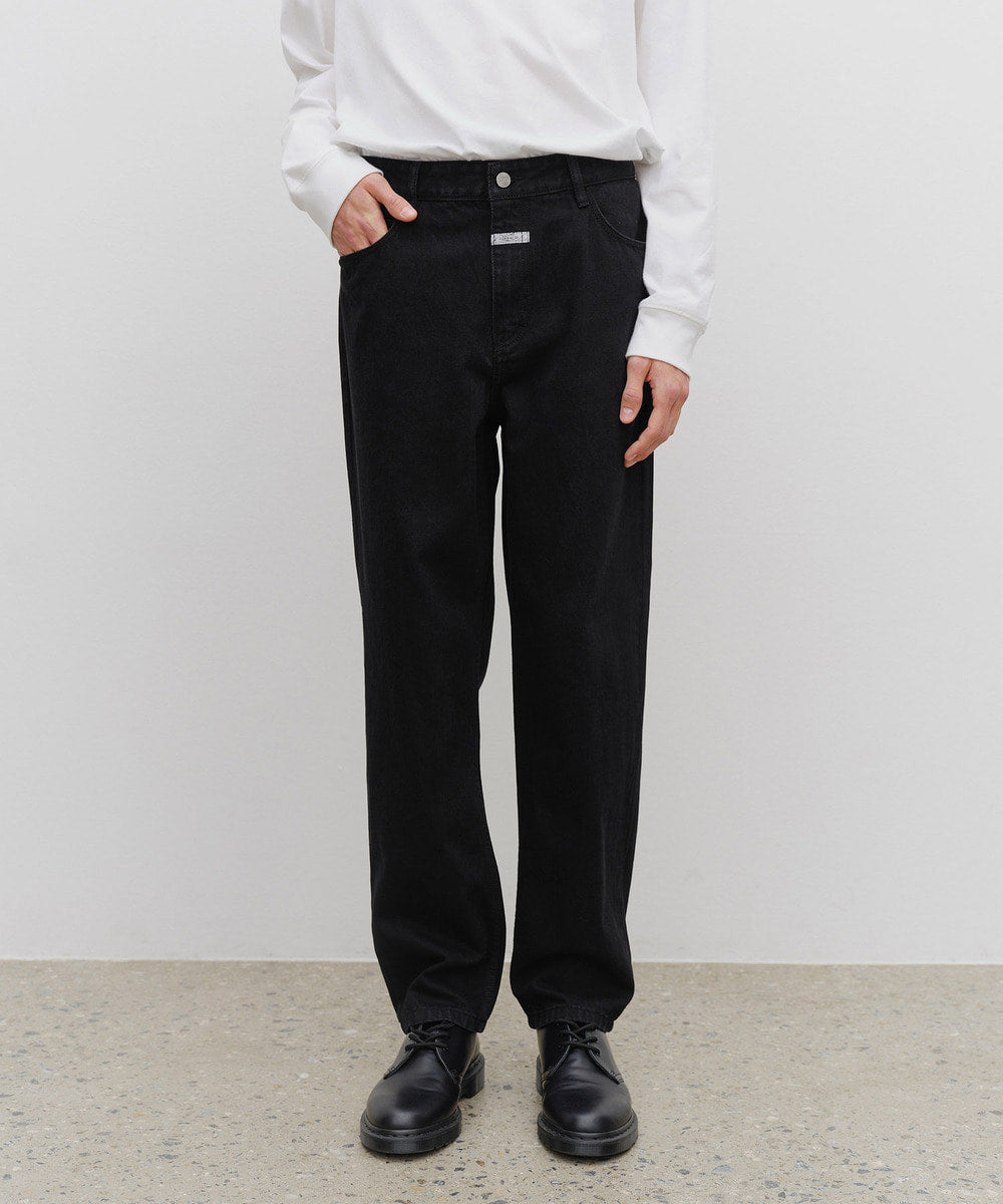 MARITHE M SLIM STRAIGHT DENIM PANTS matt black