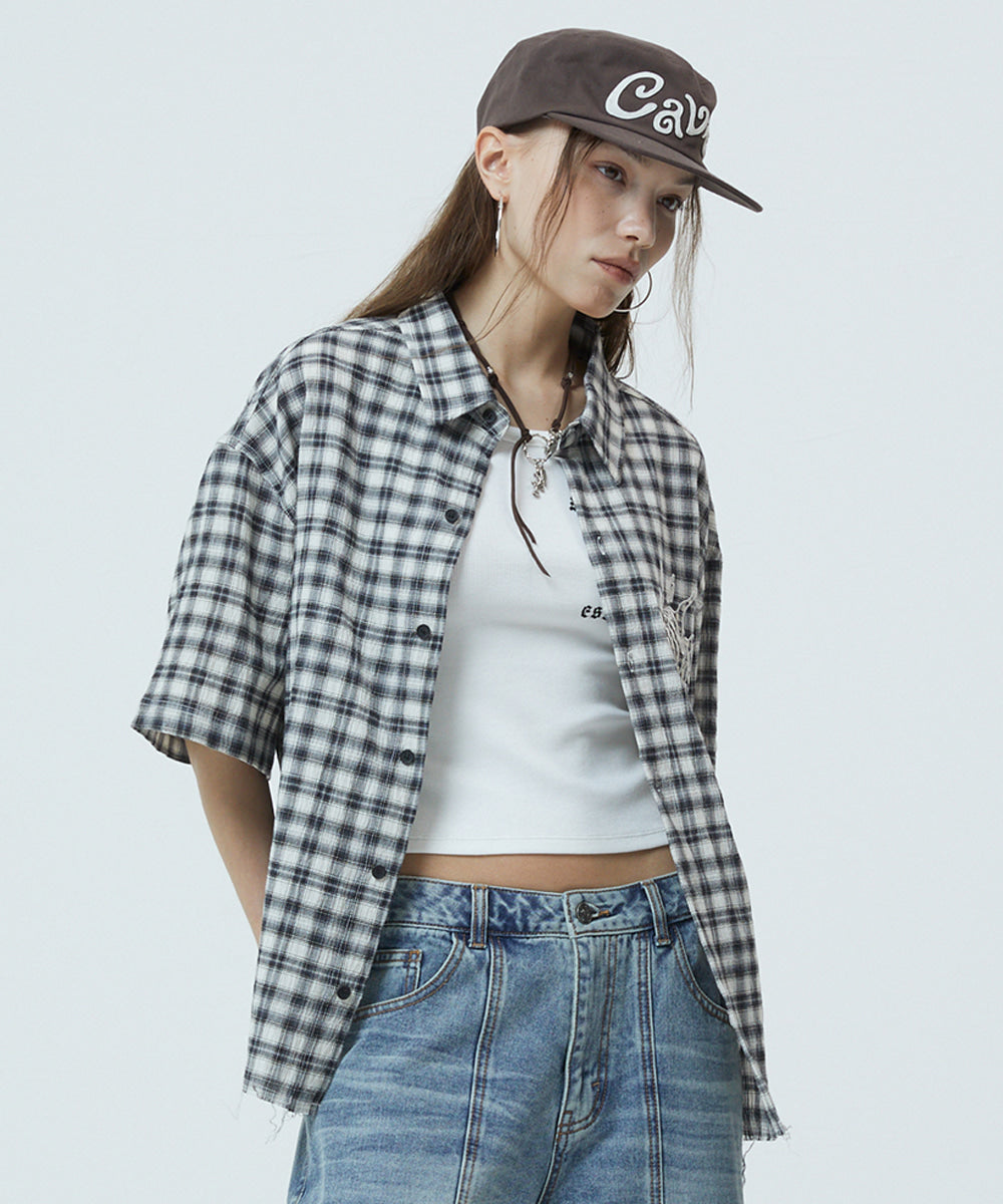 MAHAGRID CHECK APPLIQUE HALF SHIRT [BLACK]