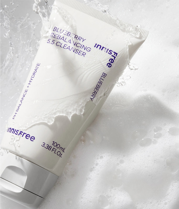 Innisfree Blueberry Rebalancing 5.5 Cleanser (100mL)