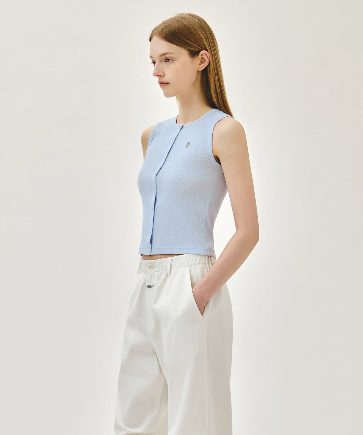 MARITHE W BUTTON UP SLEEVELESS light blue