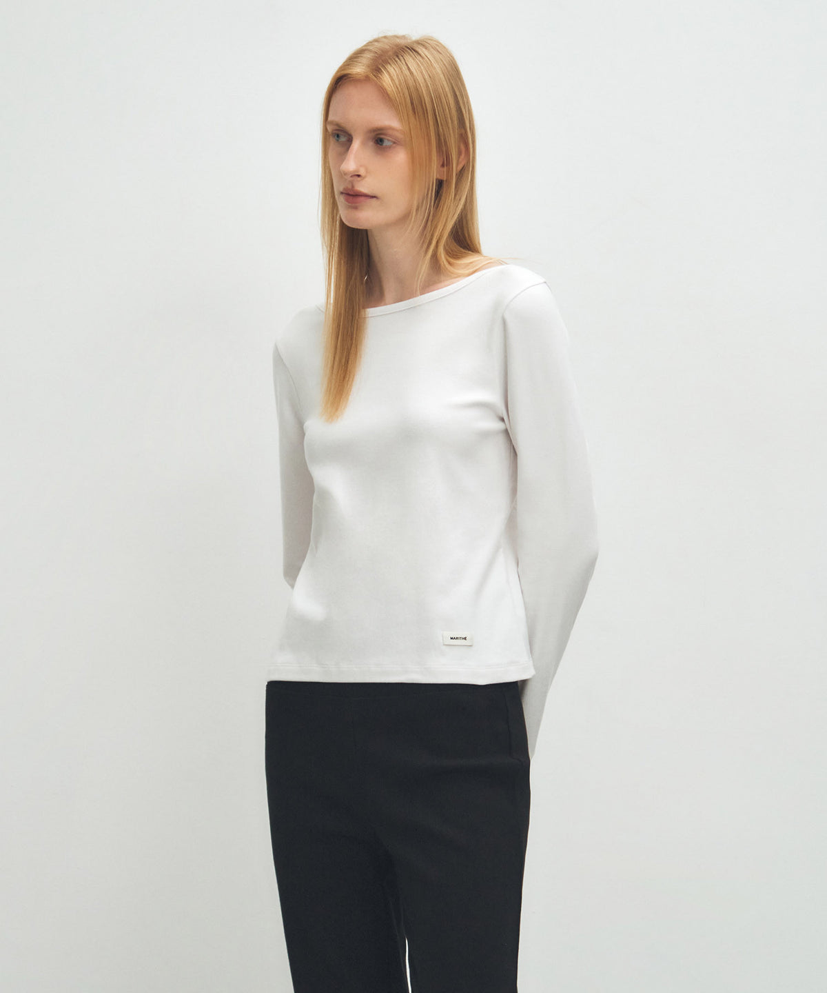 MARITHE W BASIC SCOOP BACK LONG SLEEVE white