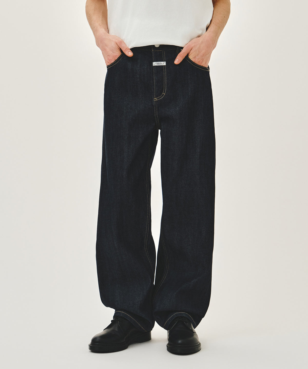 MARITHE M SELVAGE DENIM PANTS indigo