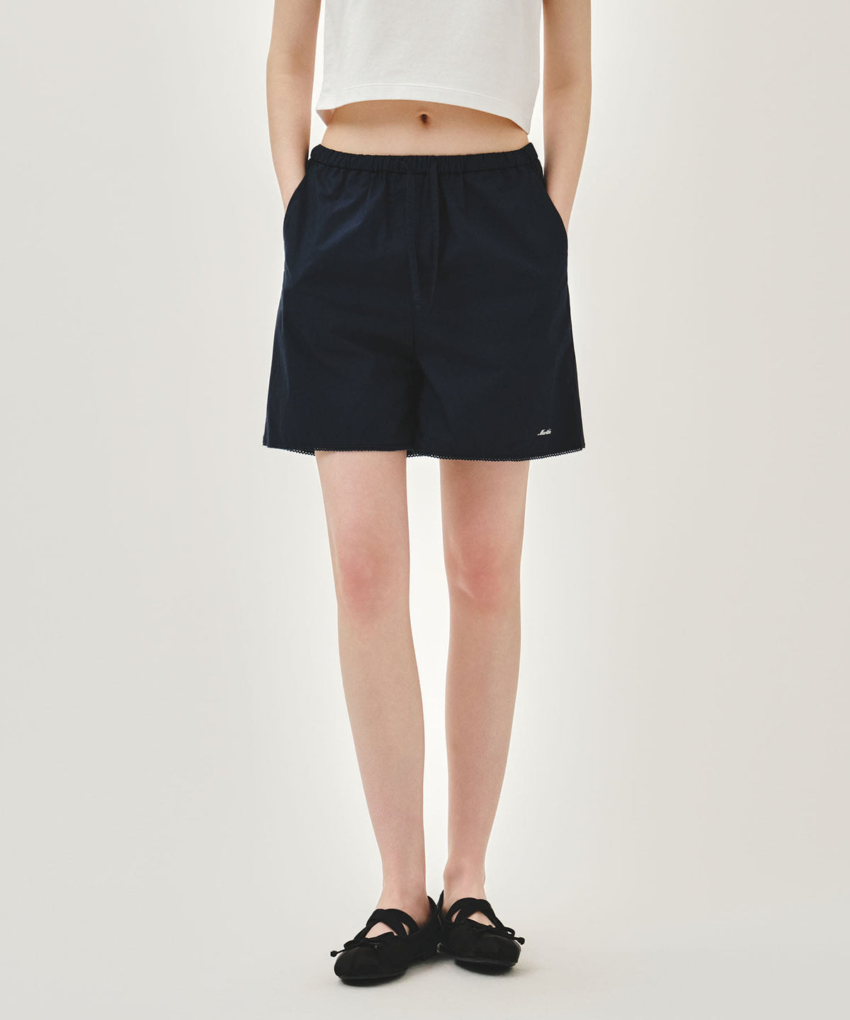 MARITHE W LACE HEM SHORTS dark navy