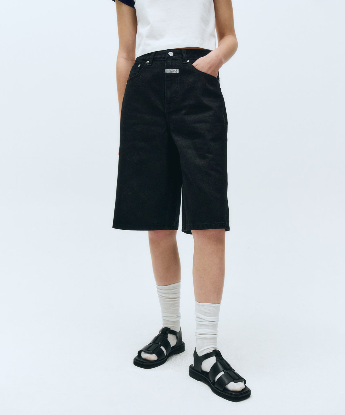 MARITHE W LONG BERMUDA DENIM PANTS black