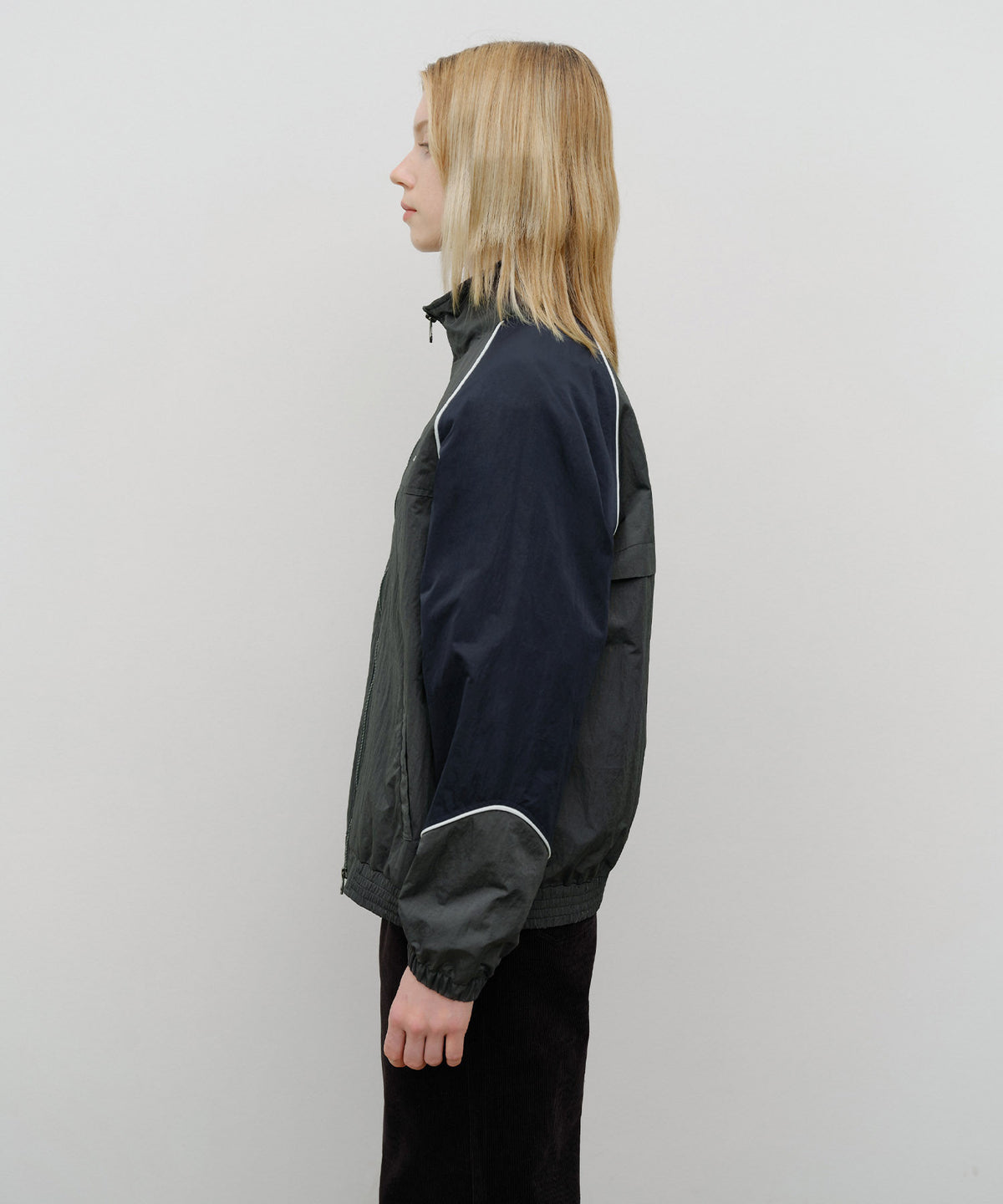 MARITHE COLOR-BLOCK HIGHNEC WINDBREAKER charcoal