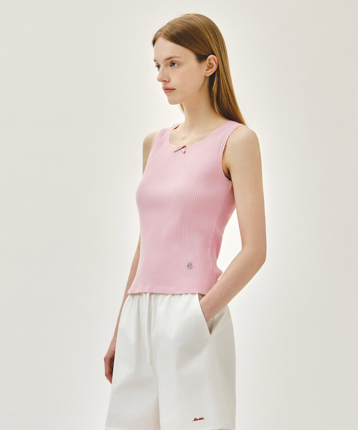 MARITHE W LACE DETAIL SLEEVELESS pink