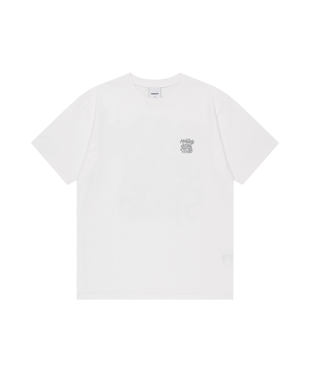 MAHAGRID [Shipping Begins 07/15] PAISLEY SLASH LOGO TEE[WHITE]