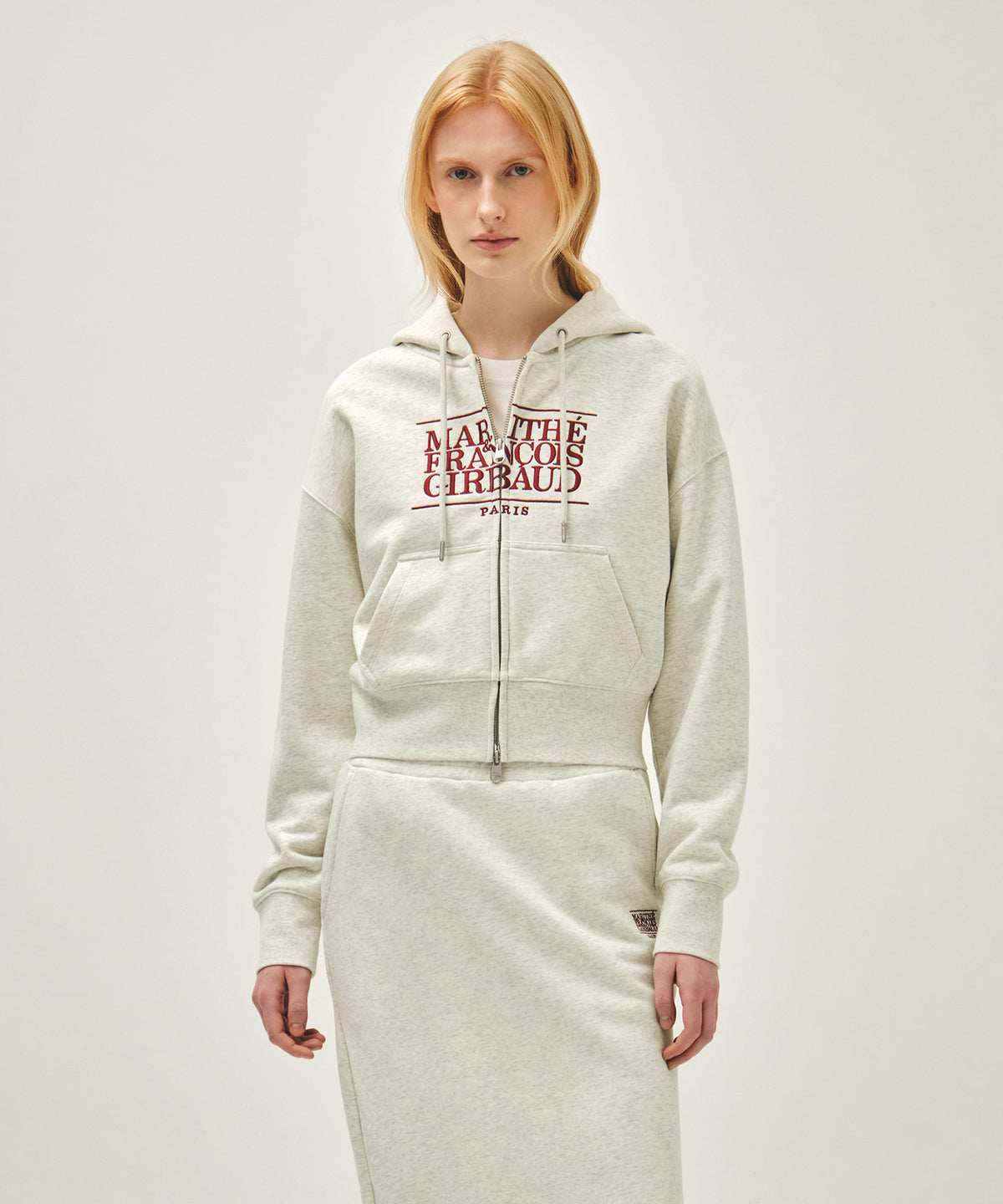 MARITHE W CLASSIC LOGO CROP HOODIE ZIPUP oatmeal