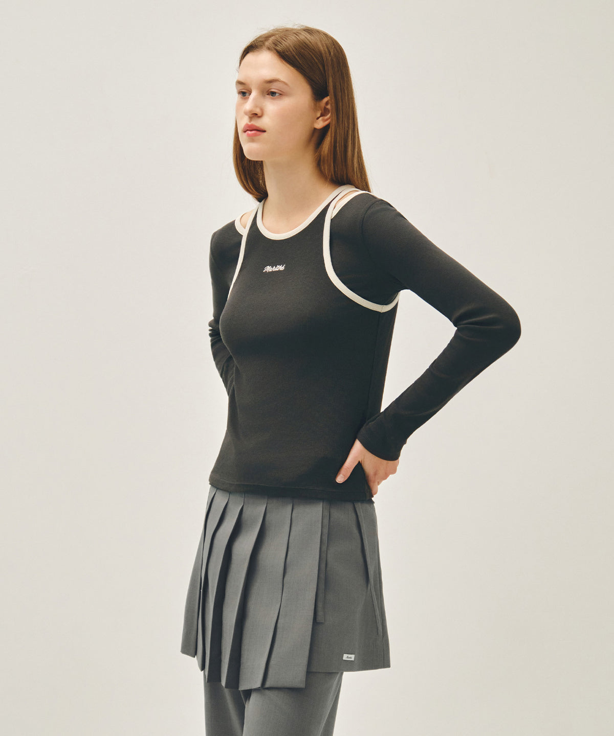 MARITHE W SLEEVELESS LAYERED LONG SLEEVE TEE charcoal