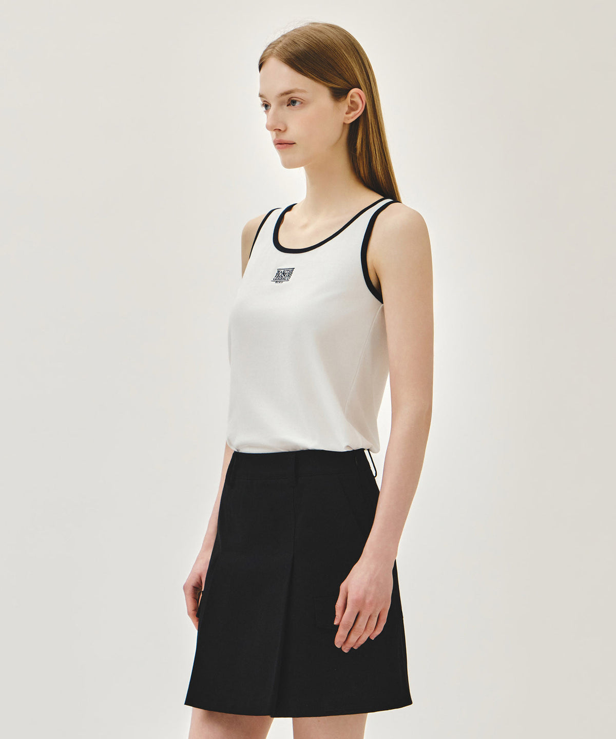 MARITHE W SMALL CLASSIC LOGO SLEEVELESS white