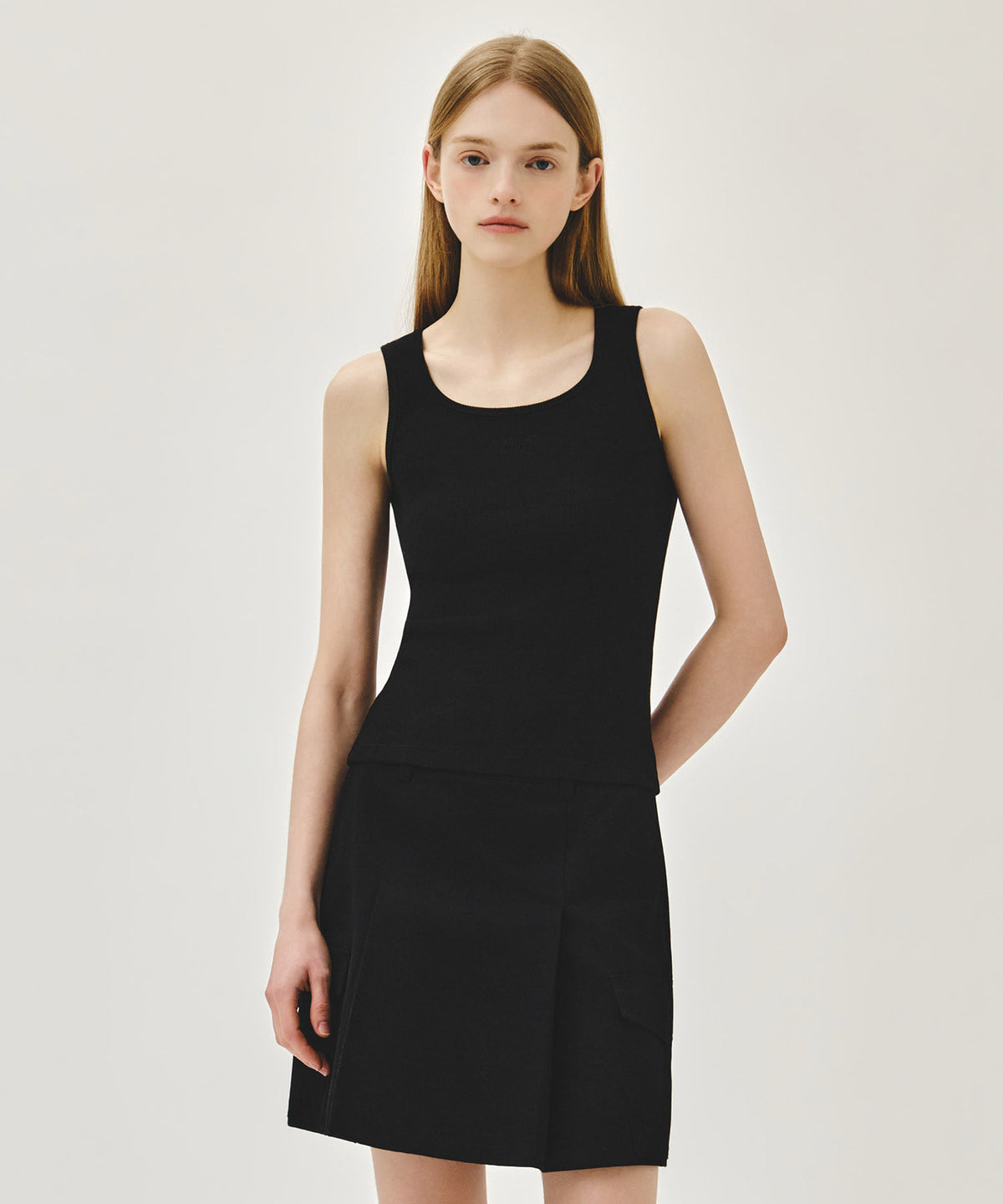 MARITHE W REGULAR LOGO SLEEVELESS black