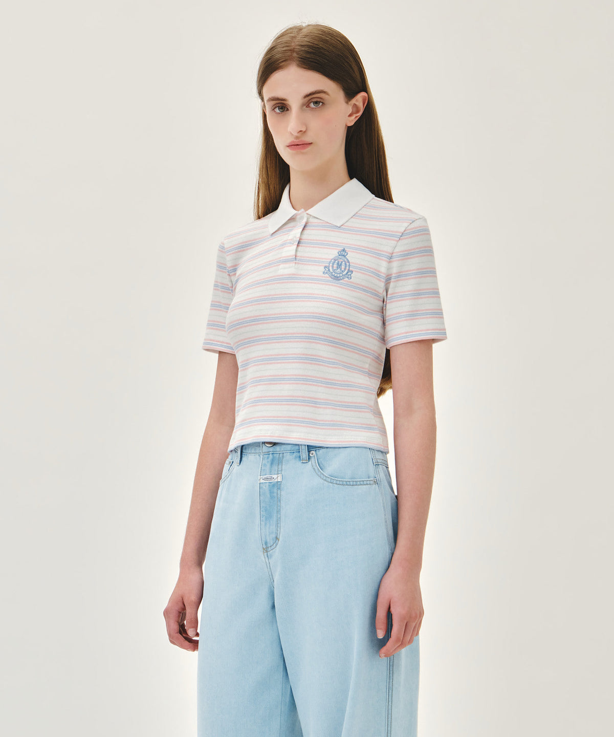 MARITHE W STRIPE SLIM CROP COLLAR TEE ivory