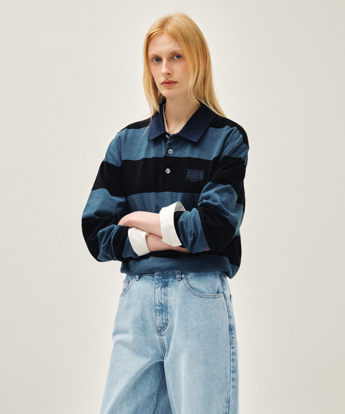 MARITHE WASHED DENIM COLLAR LONG SLEEVE TEE blue