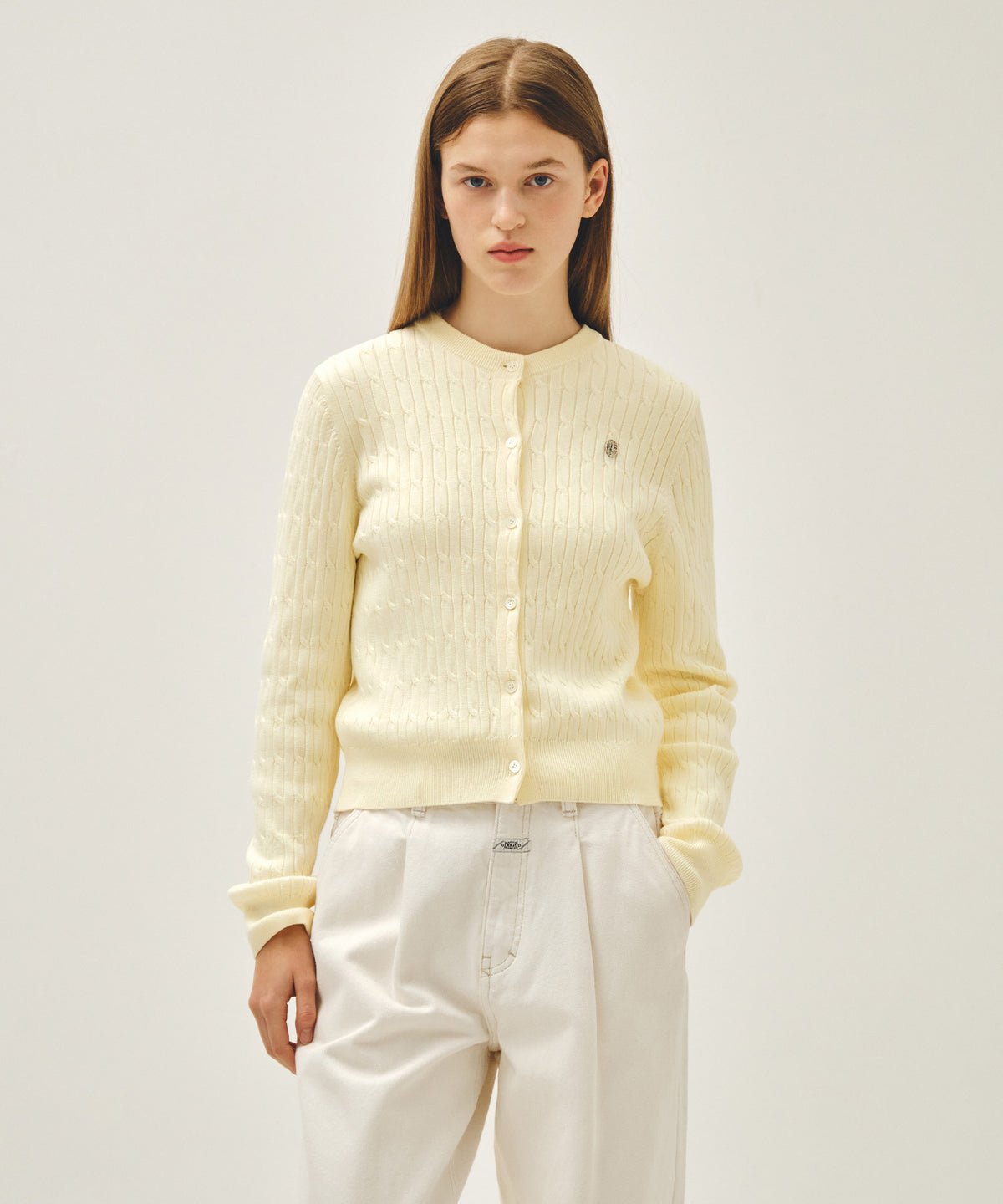 MARITHE W CABLE KNIT CARDIGAN ivory