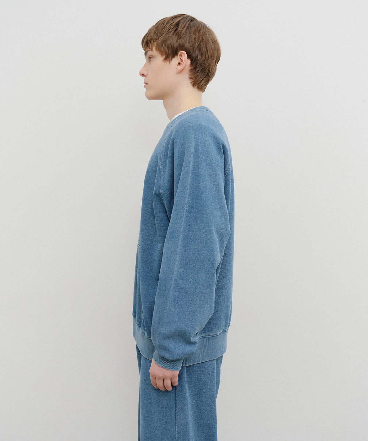 MARITHE GARMENT DYED OVERSIZED SWEATSHIRT blue