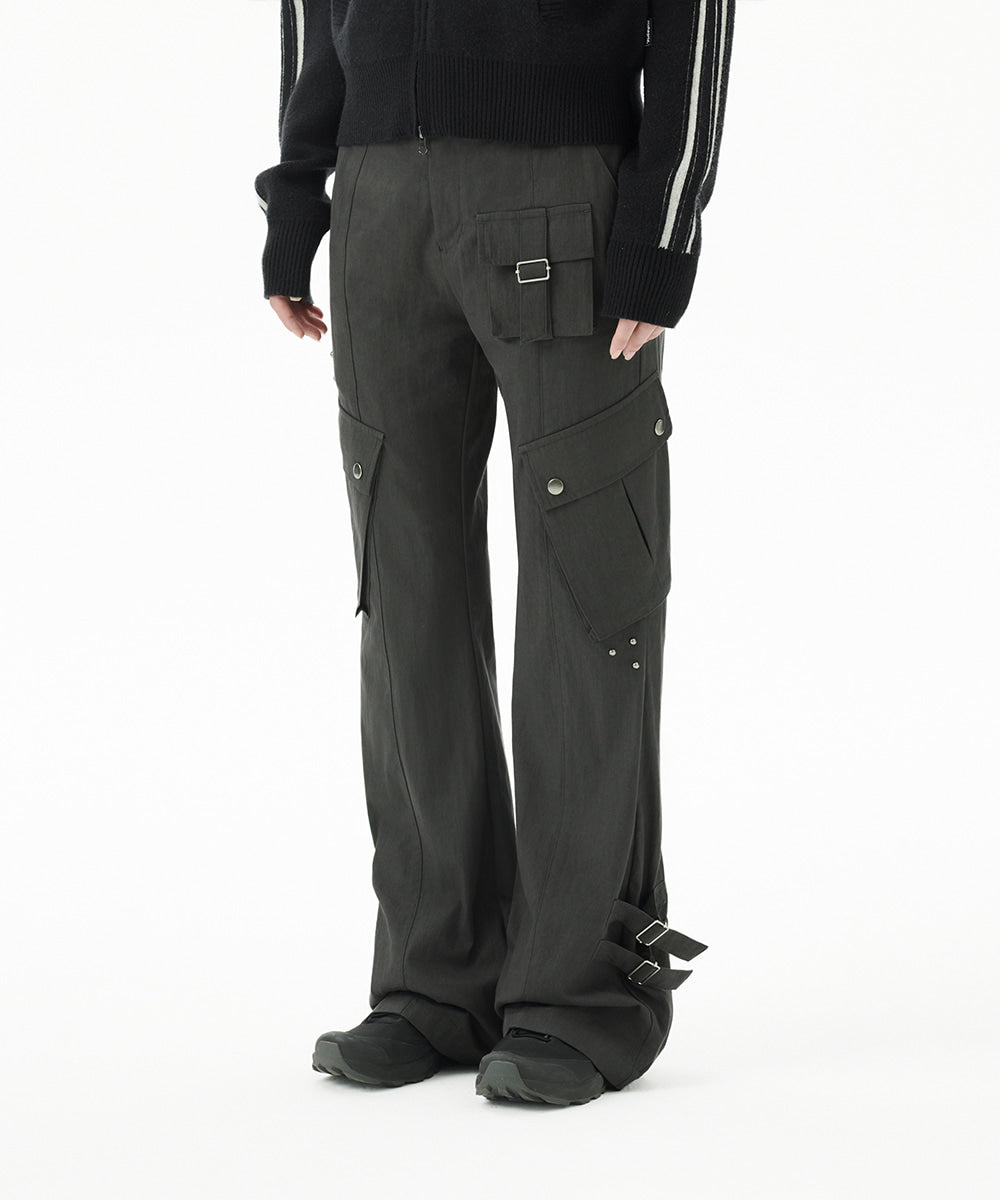 MAHAGRID UTILITY CARGO FLARE PANT [CHARCOAL]