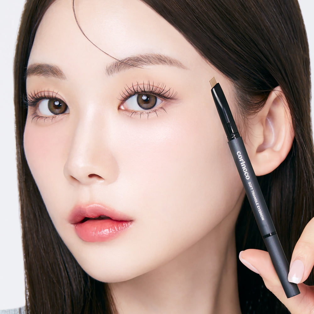 Coringco Soft Triangle Eyebrow