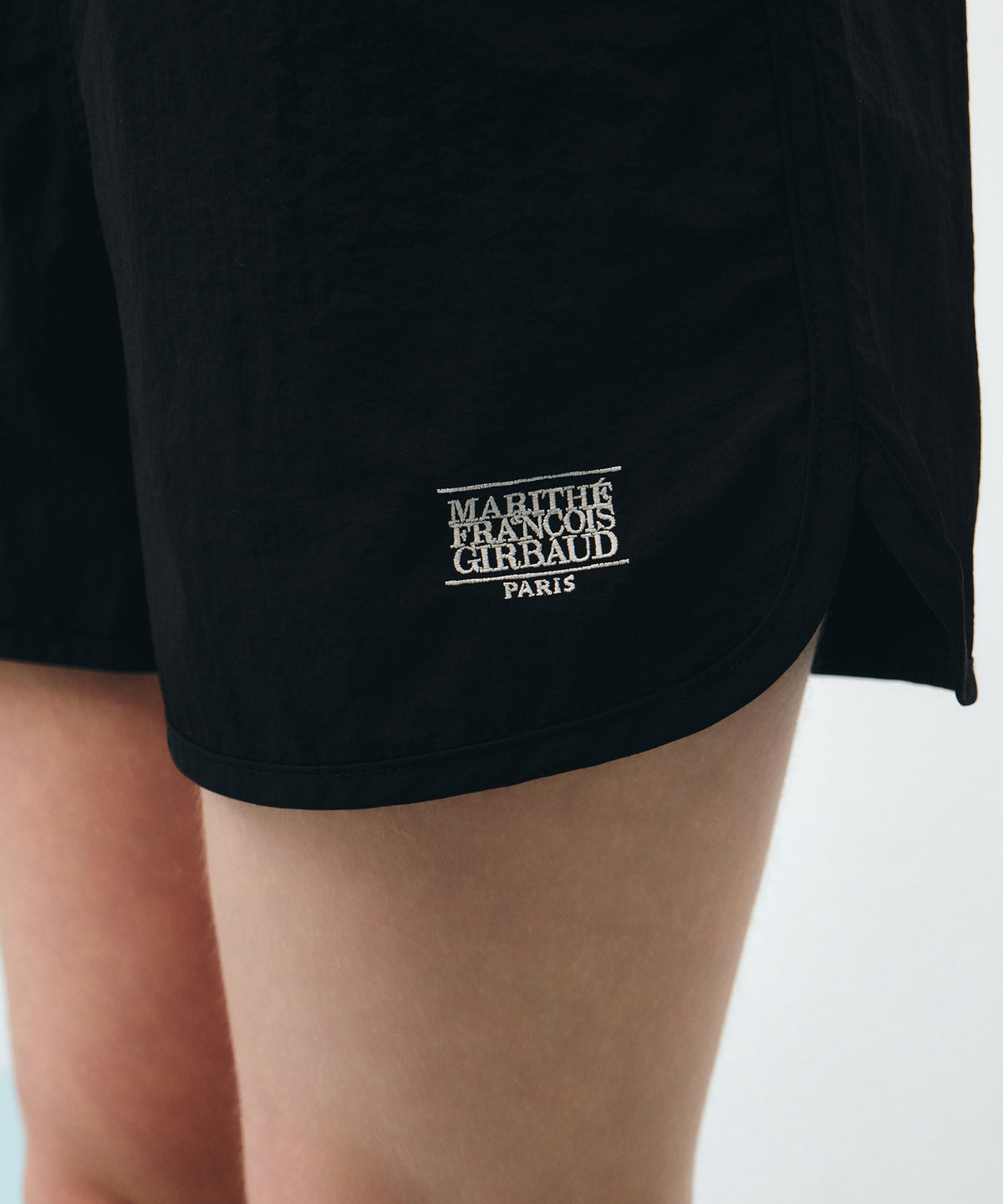 MARITHE SPORT W NYLON SHORTS black